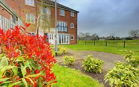 2-Br Apartment, En-Suite, Allocated Parking, Next To Playground